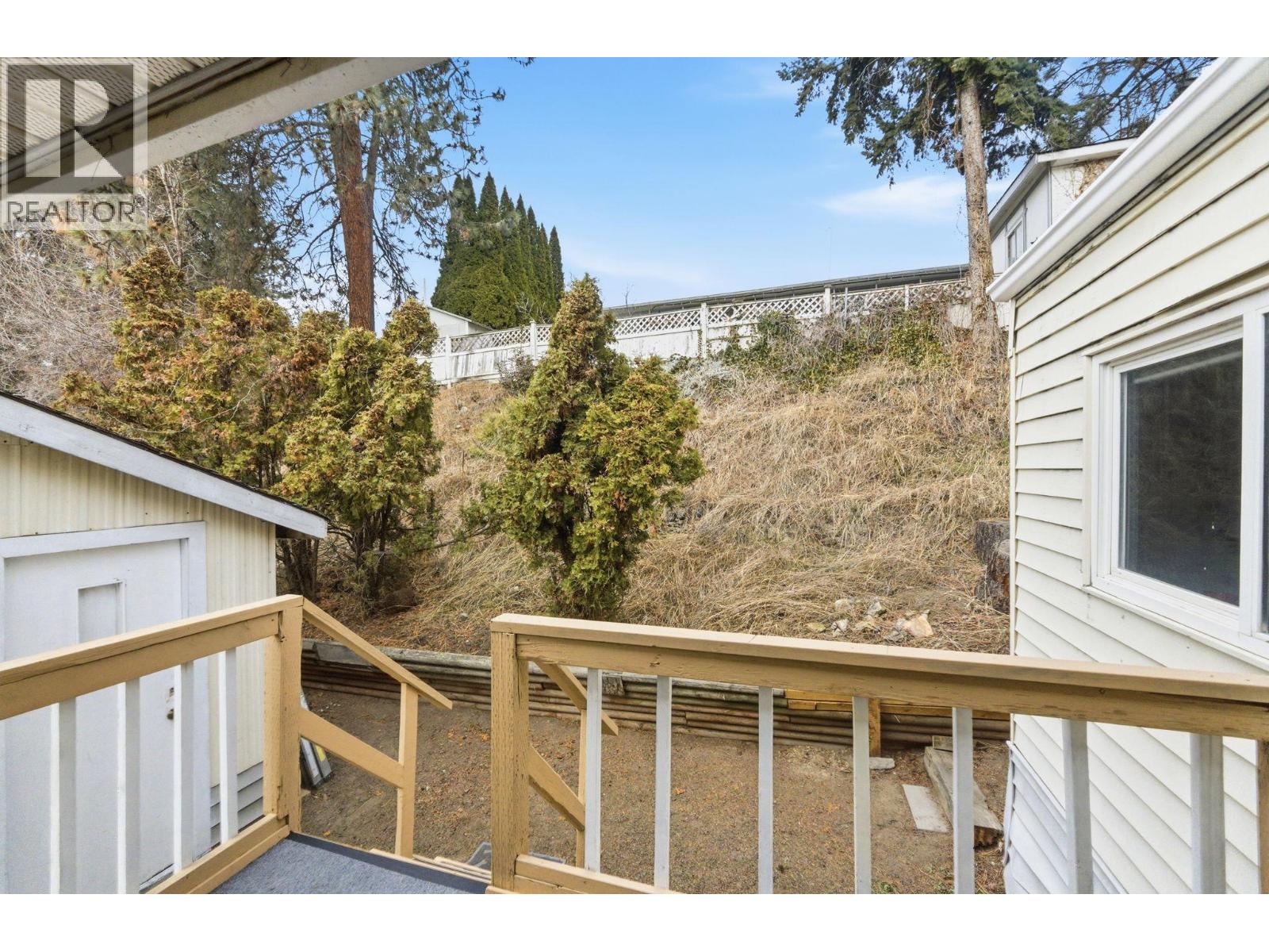 1999 97 Highway S Unit# 197, Kelowna, British Columbia  V1Z 1B2 - Photo 32 - 10377851