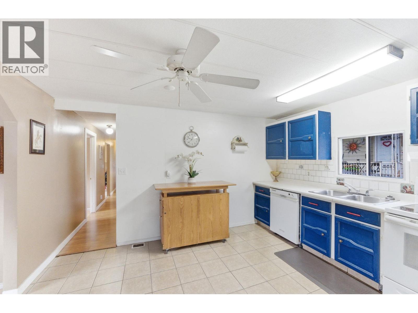 1999 97 Highway S Unit# 197, Kelowna, British Columbia  V1Z 1B2 - Photo 9 - 10377851