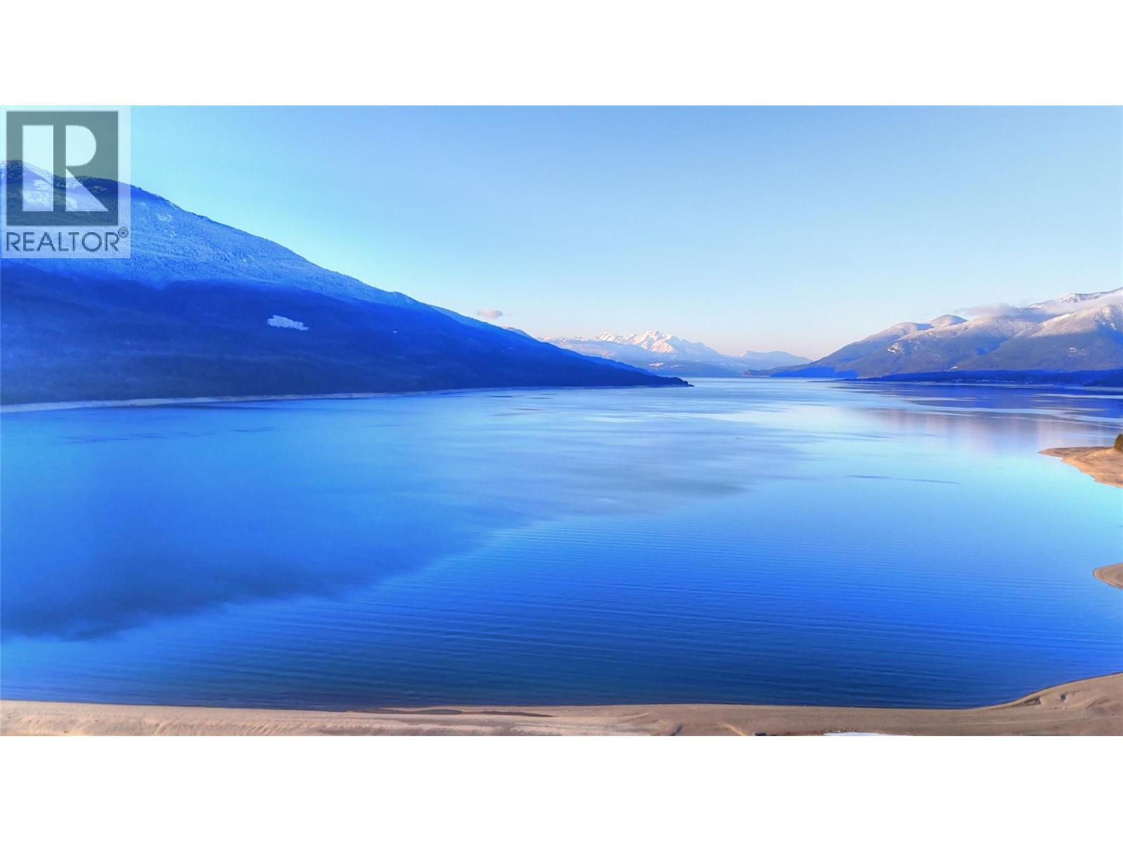 483 Bayview Road, Nakusp, British Columbia  V0G 1R2 - Photo 3 - 10377895