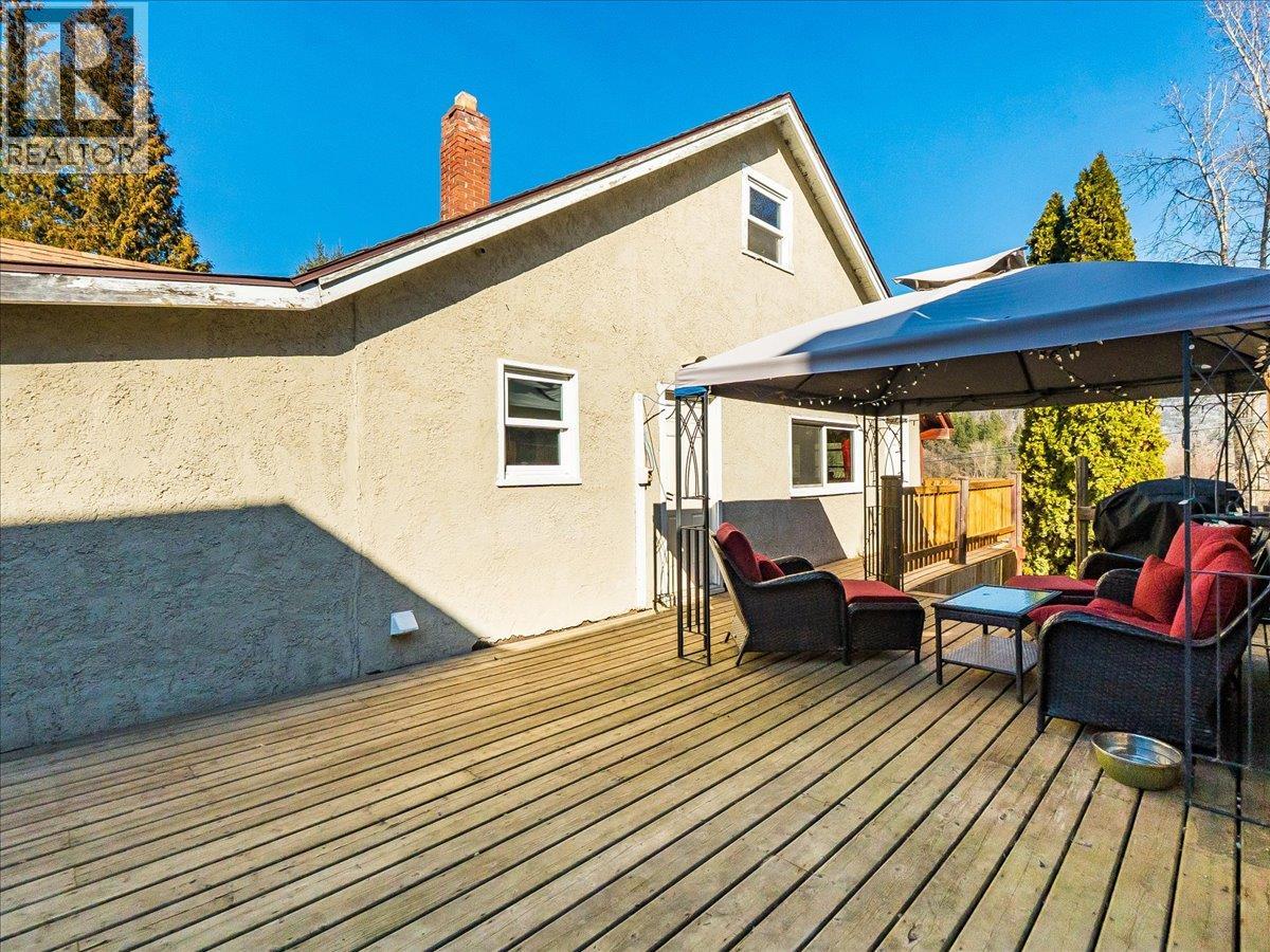 530 Turner Street, Warfield, British Columbia  V1R 2K2 - Photo 10 - 10377887