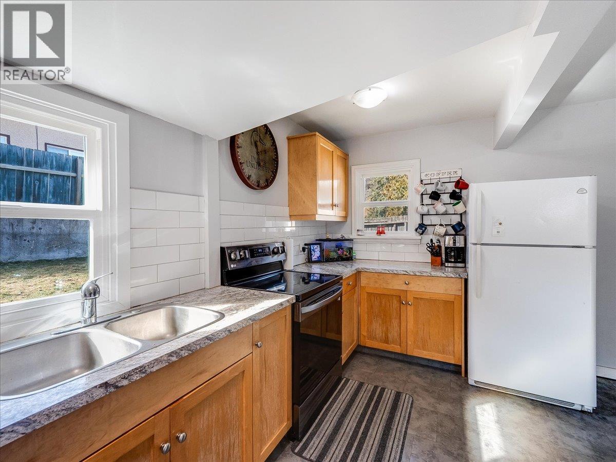 530 Turner Street, Warfield, British Columbia  V1R 2K2 - Photo 17 - 10377887