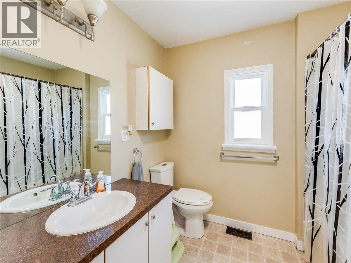 530 Turner Street, Warfield, British Columbia  V1R 2K2 - Photo 24 - 10377887