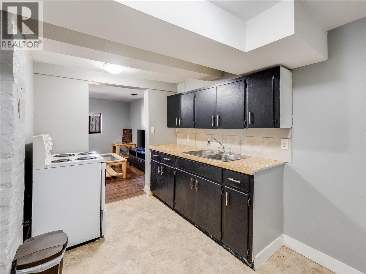 530 Turner Street, Warfield, British Columbia  V1R 2K2 - Photo 55 - 10377887