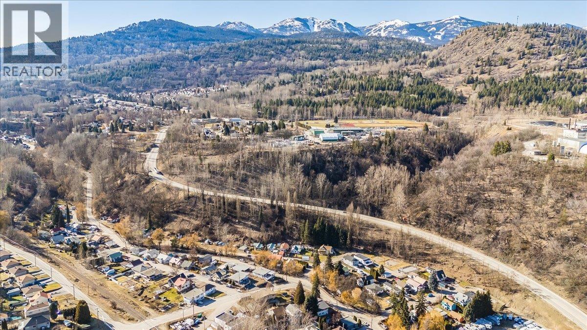 530 Turner Street, Warfield, British Columbia  V1R 2K2 - Photo 68 - 10377887