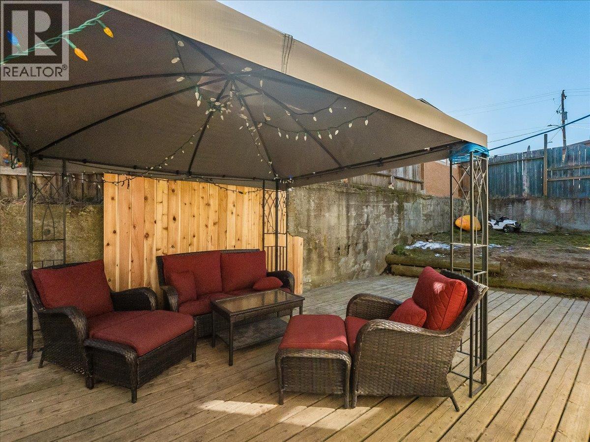 530 Turner Street, Warfield, British Columbia  V1R 2K2 - Photo 8 - 10377887