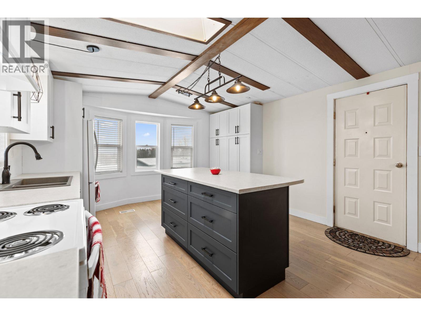 7155 Dallas Drive Unit# B7, Kamloops, British Columbia  V2C 4T1 - Photo 5 - 10377833