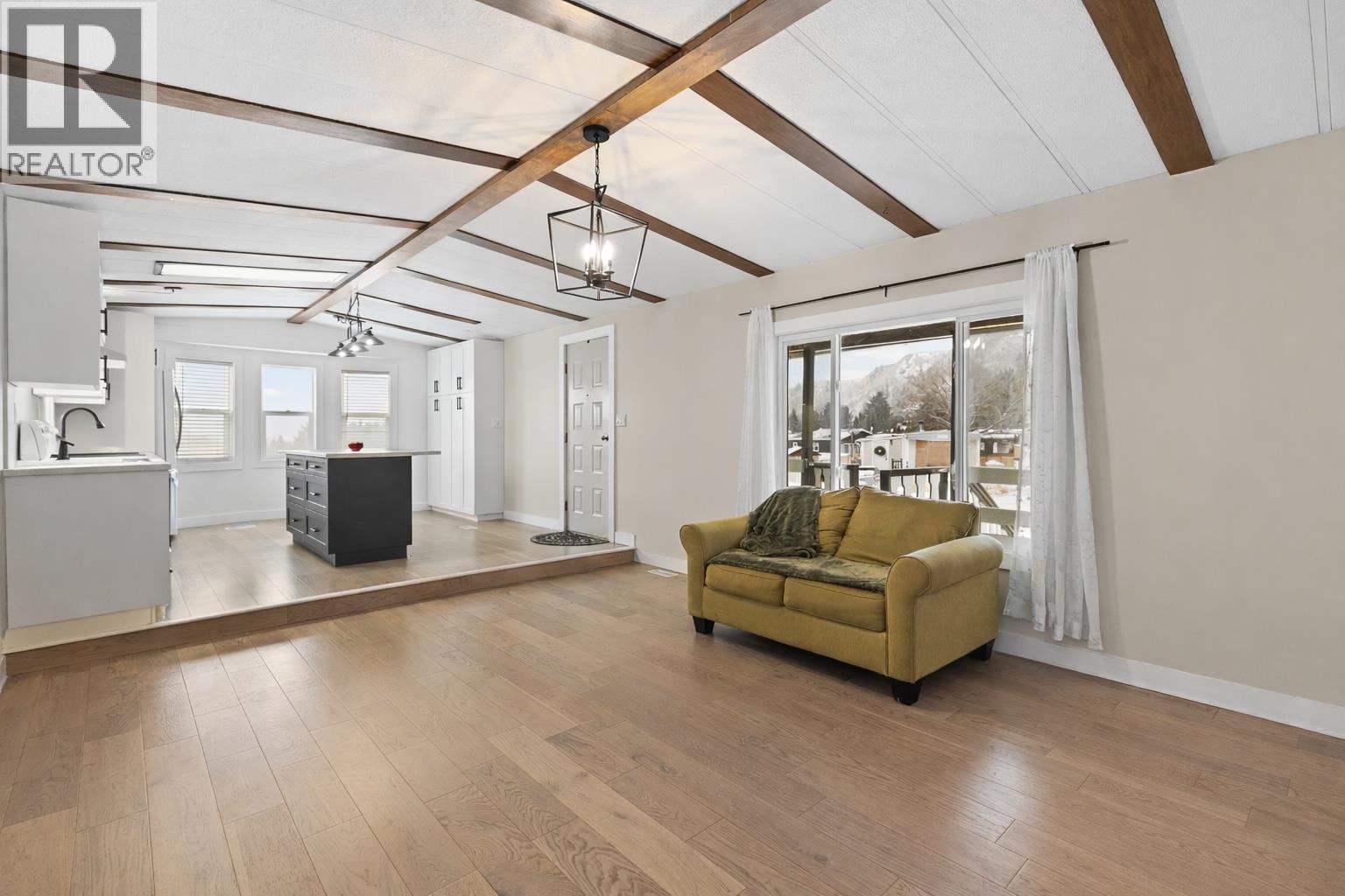 7155 Dallas Drive Unit# B7, Kamloops, British Columbia  V2C 4T1 - Photo 9 - 10377833