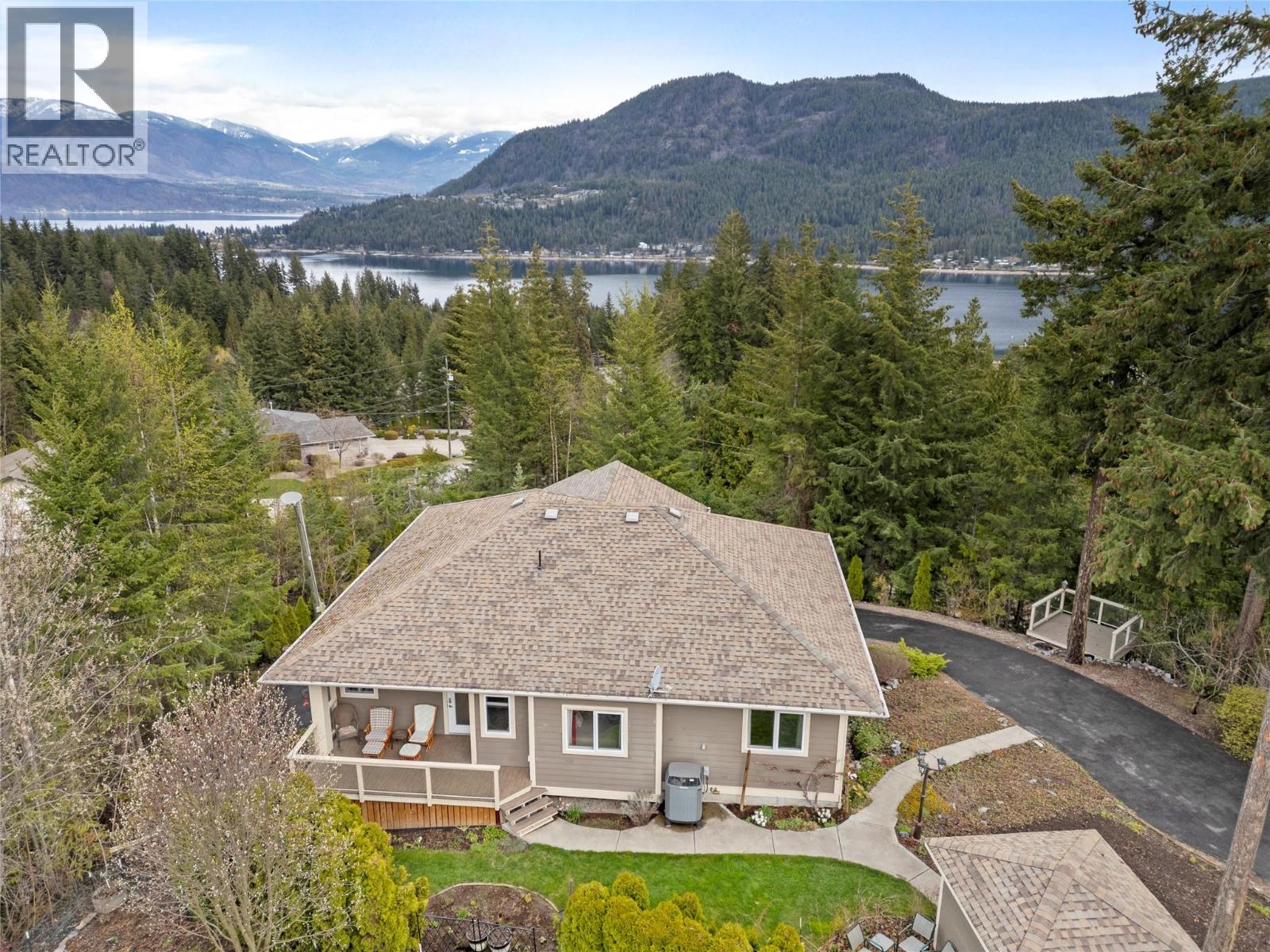 2396 Terrace Place, Blind Bay, British Columbia  V0E 1H2 - Photo 14 - 10377788