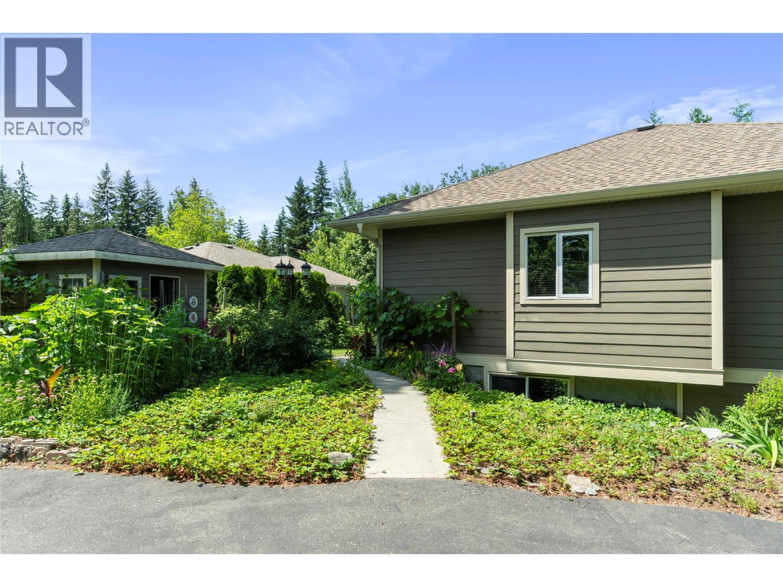 2396 Terrace Place, Blind Bay, British Columbia  V0E 1H2 - Photo 2 - 10377788