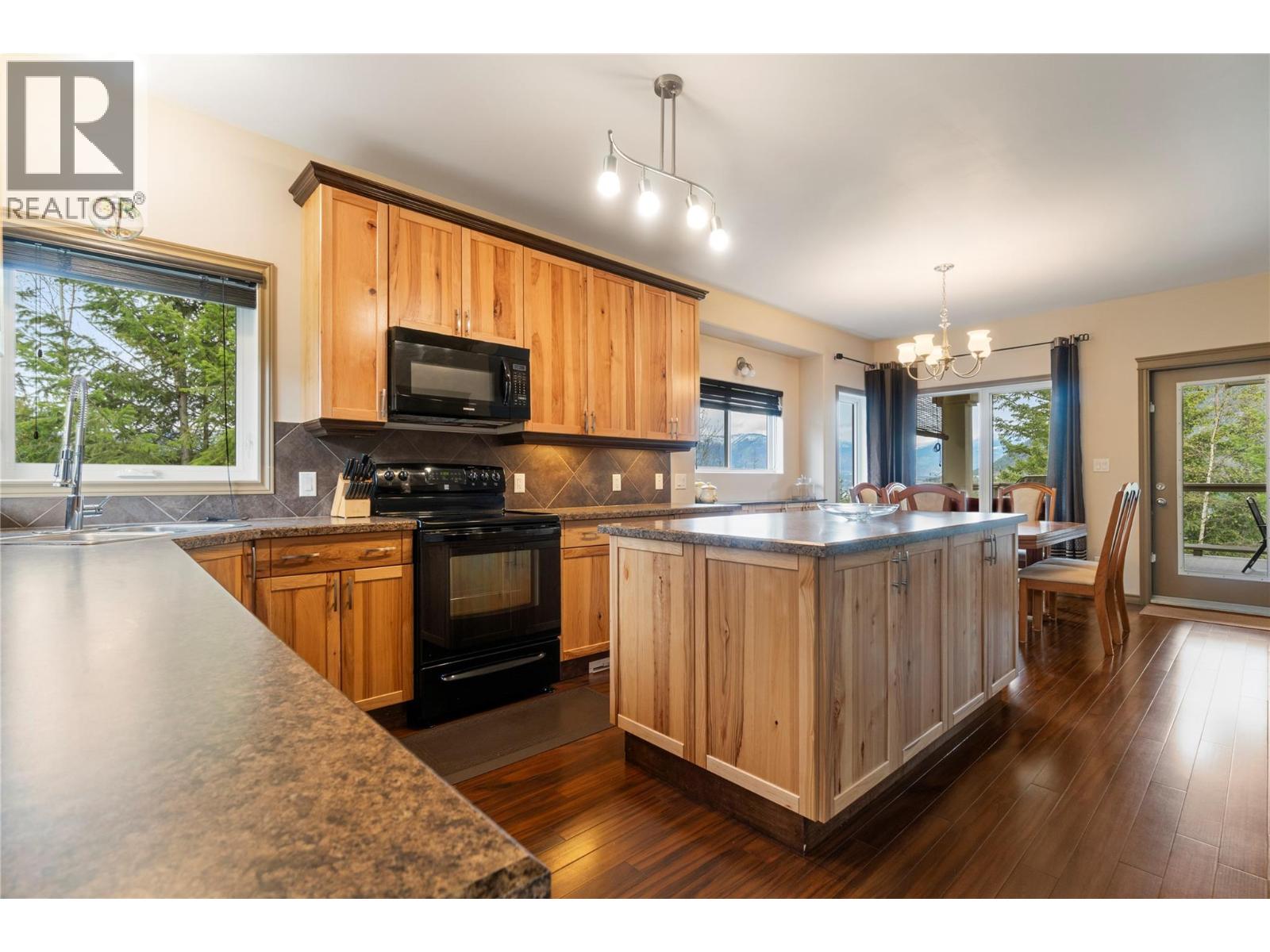 2396 Terrace Place, Blind Bay, British Columbia  V0E 1H2 - Photo 31 - 10377788