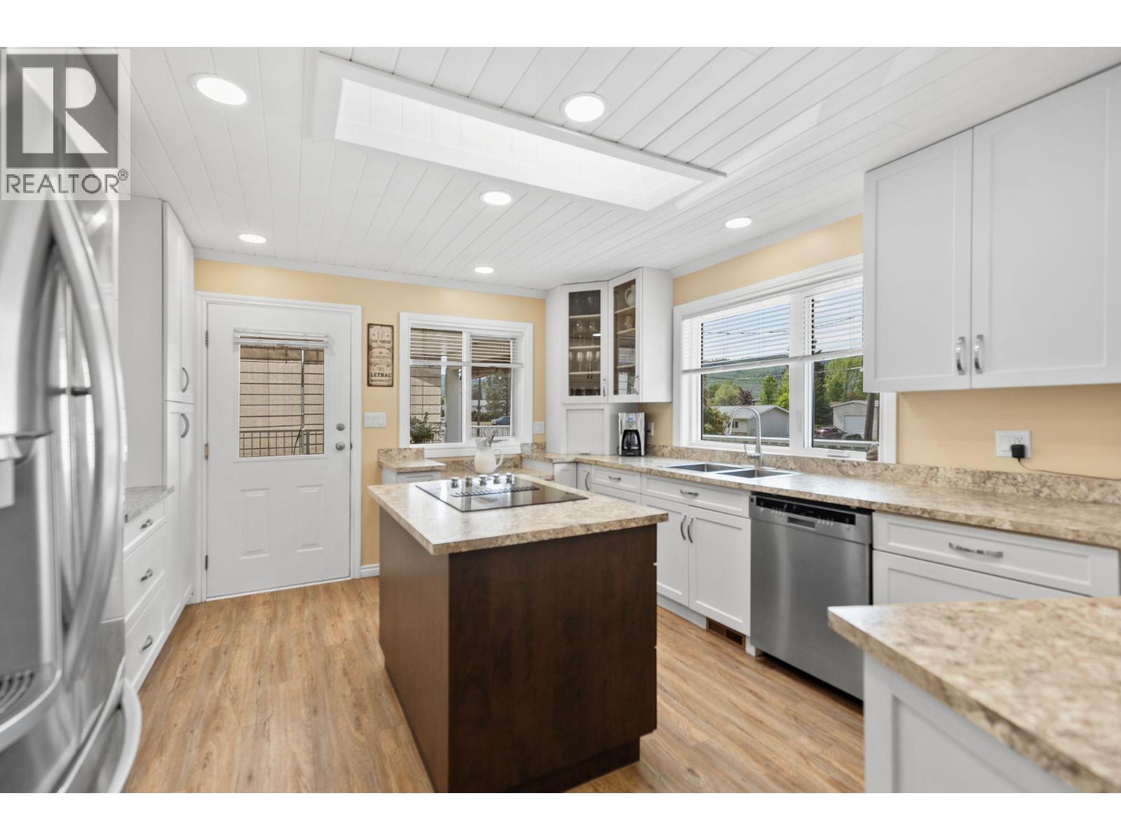 4728 Birch Lane Ne, Barriere, British Columbia  V0E 1E0 - Photo 22 - 10377931