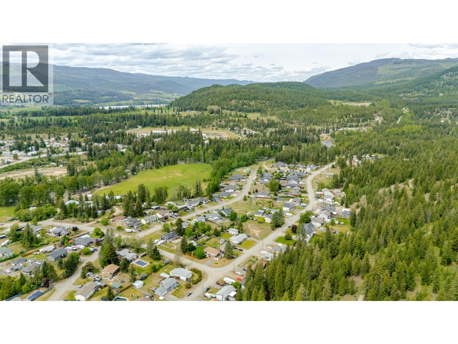 4728 Birch Lane Ne, Barriere, British Columbia  V0E 1E0 - Photo 3 - 10377931