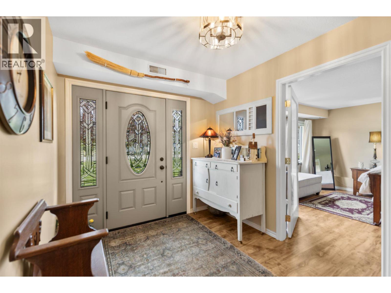 4728 Birch Lane Ne, Barriere, British Columbia  V0E 1E0 - Photo 4 - 10377931