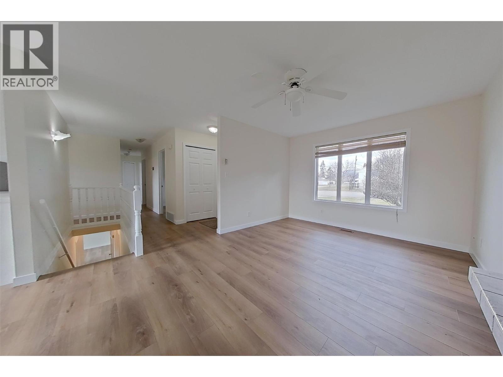 1403 Birch Street Street, Creston, British Columbia  V0B 1G3 - Photo 10 - 10377342