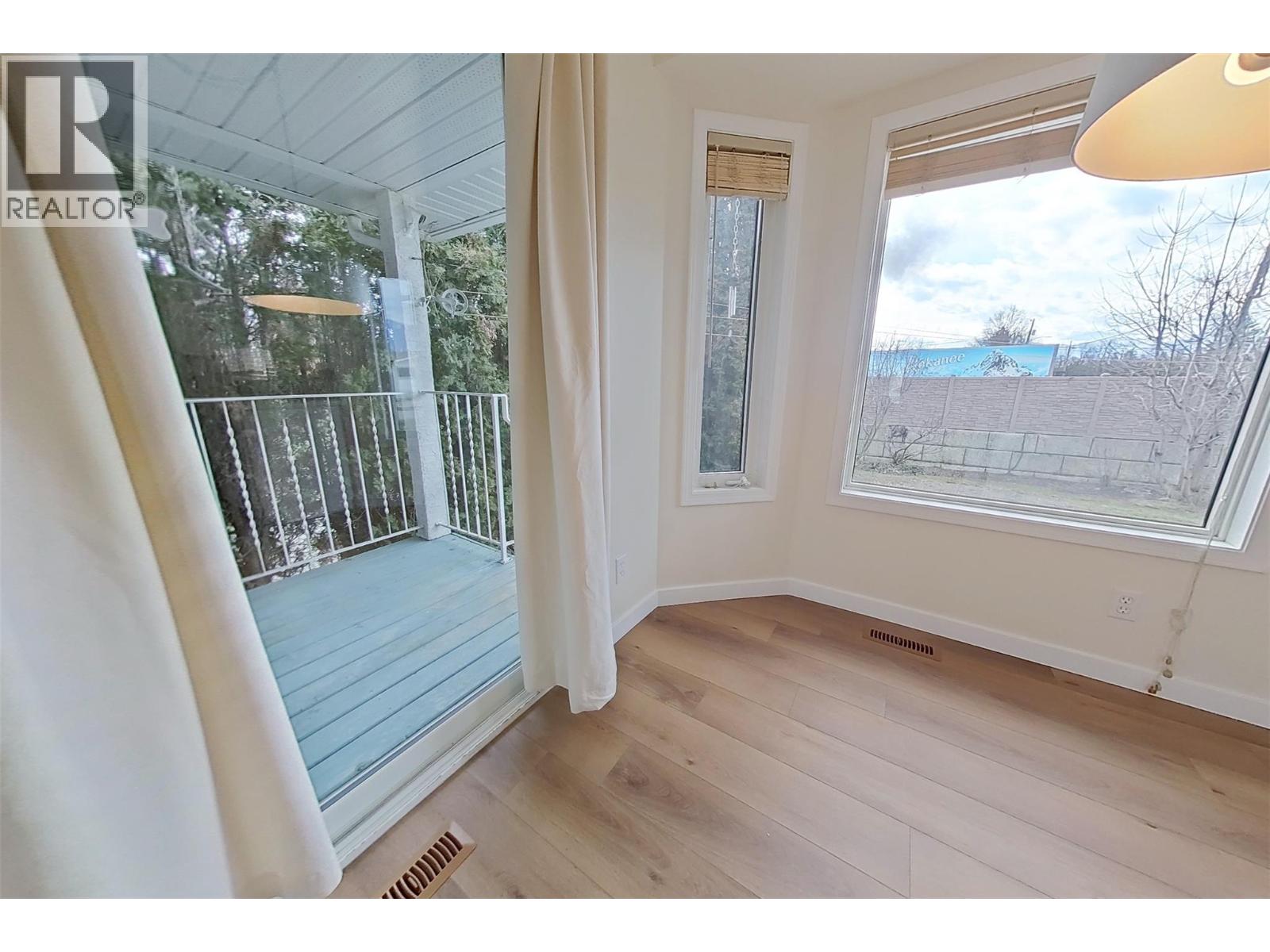 1403 Birch Street Street, Creston, British Columbia  V0B 1G3 - Photo 11 - 10377342