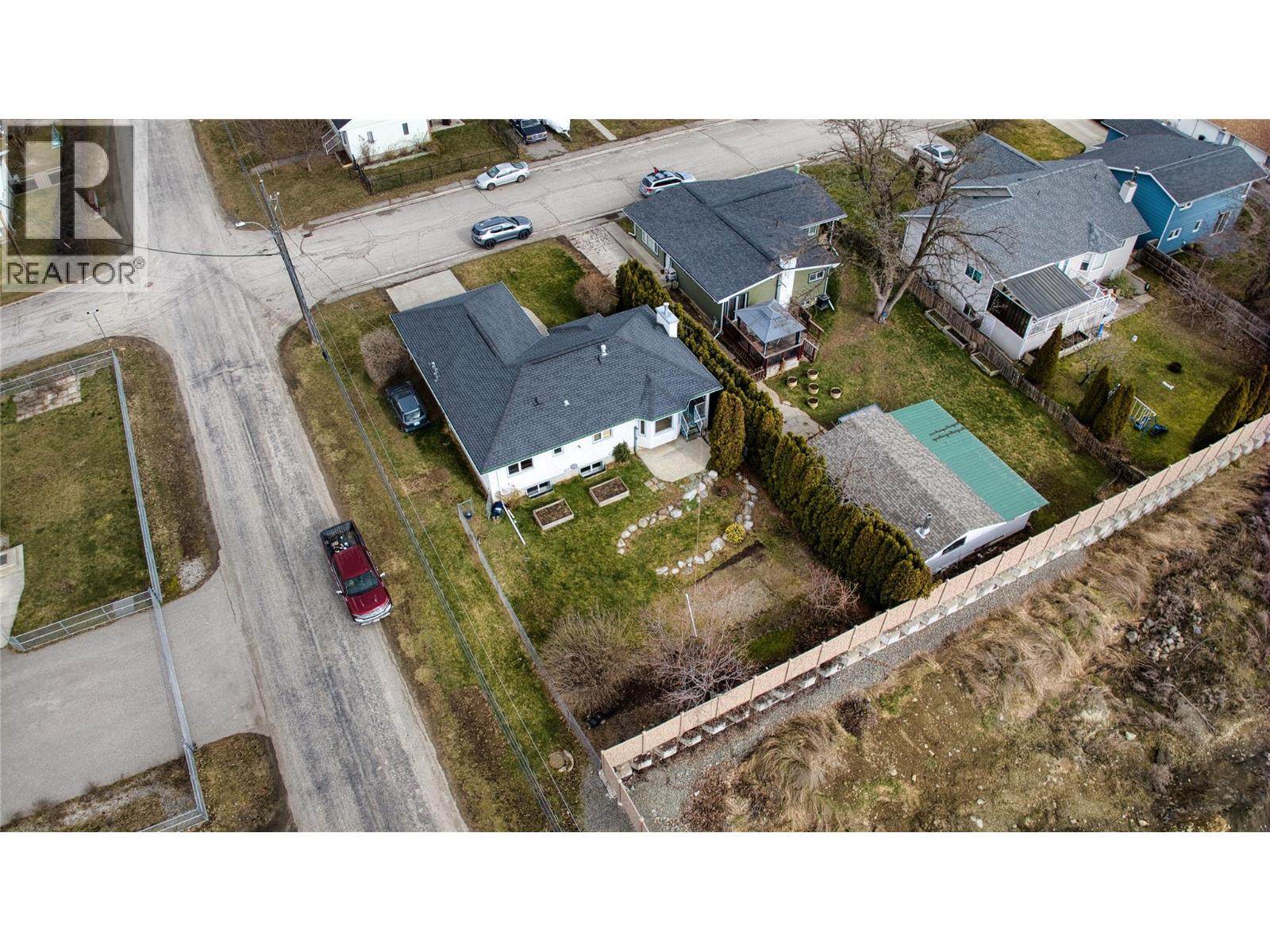 1403 Birch Street Street, Creston, British Columbia  V0B 1G3 - Photo 5 - 10377342