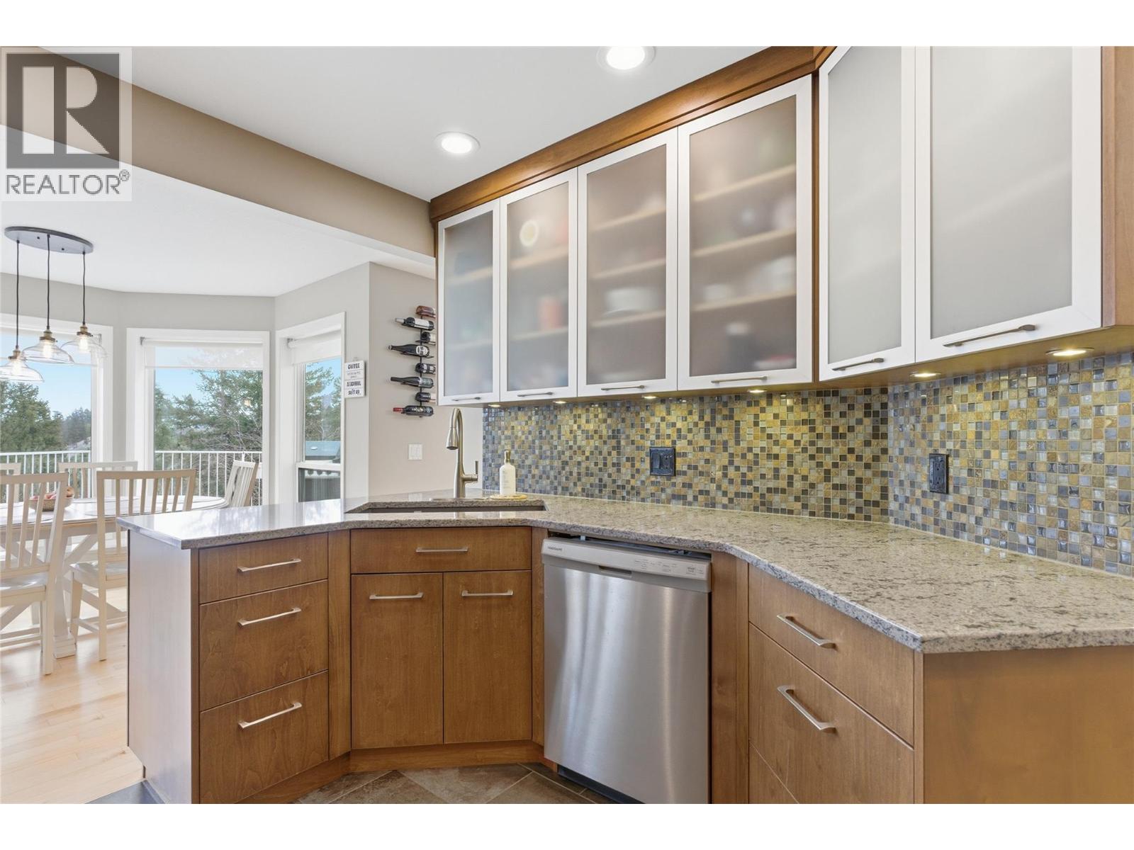 910 Heatherton Court, Kamloops, British Columbia  V1S 1P9 - Photo 21 - 10377696