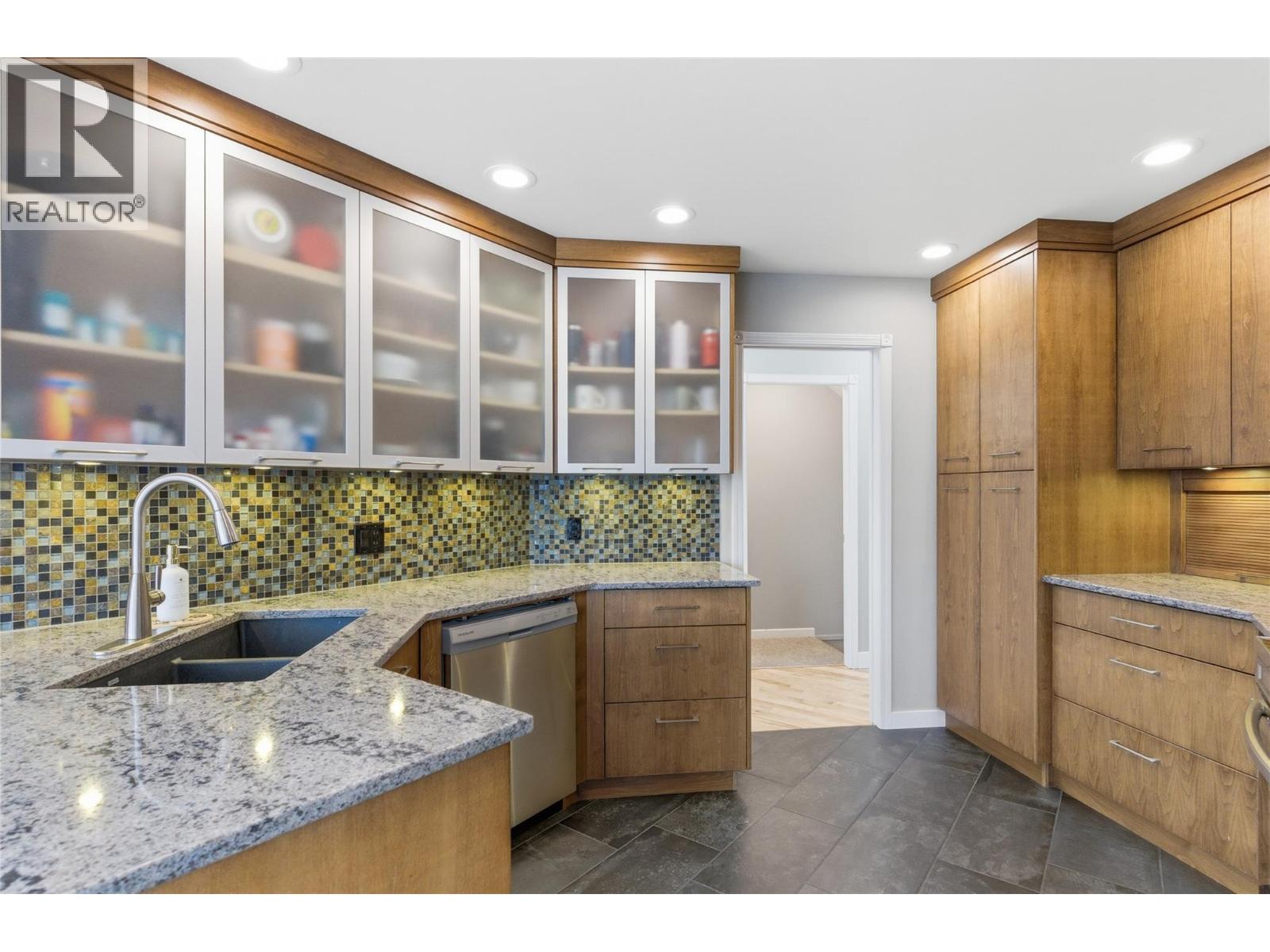 910 Heatherton Court, Kamloops, British Columbia  V1S 1P9 - Photo 22 - 10377696