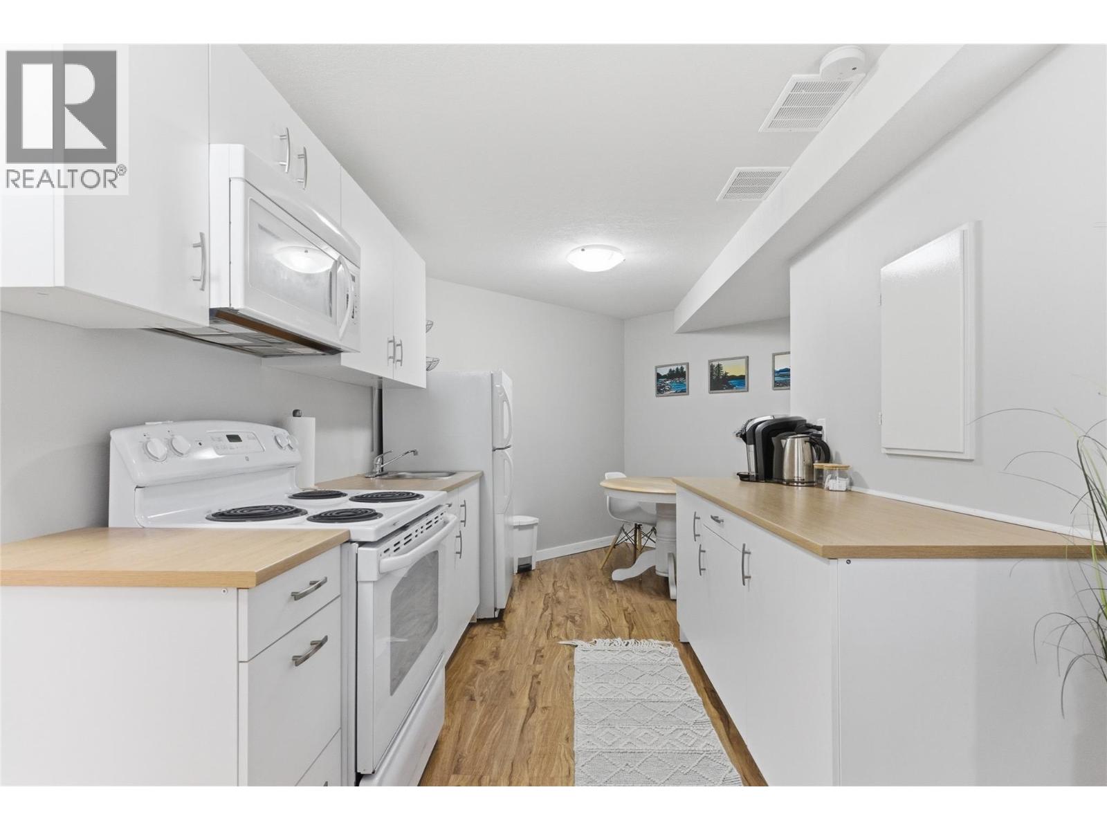 910 Heatherton Court, Kamloops, British Columbia  V1S 1P9 - Photo 32 - 10377696