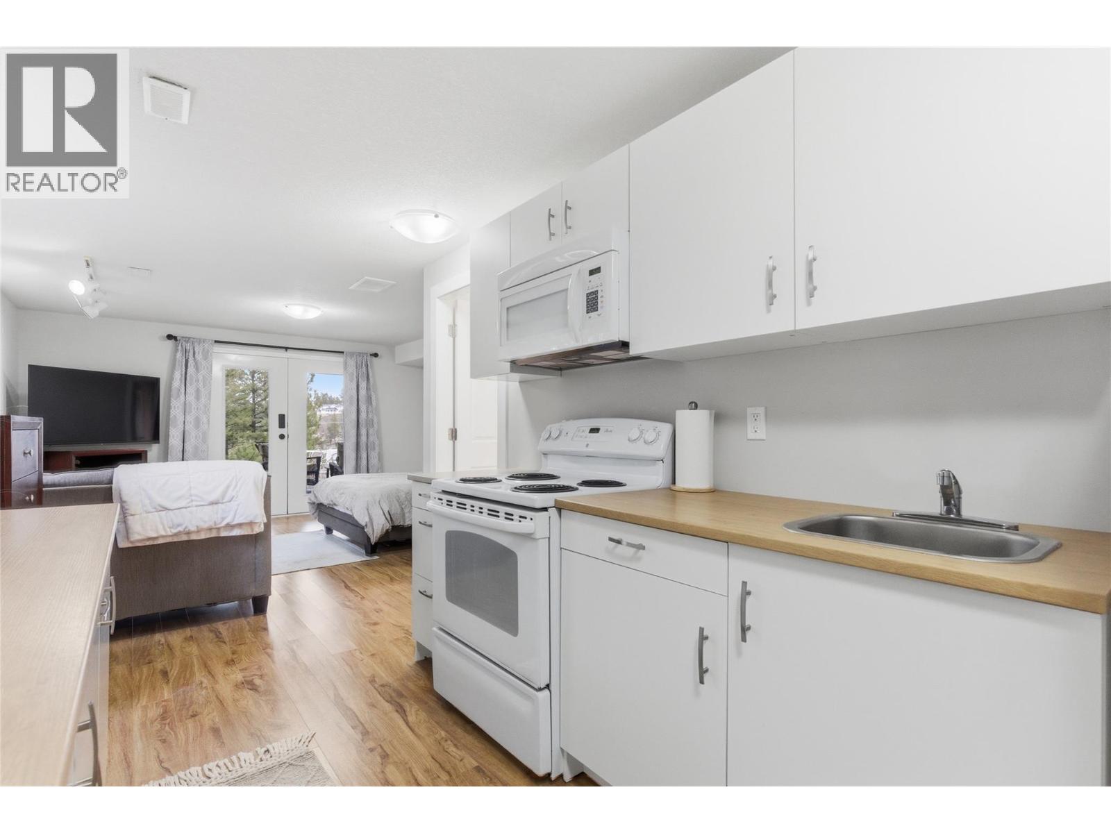 910 Heatherton Court, Kamloops, British Columbia  V1S 1P9 - Photo 35 - 10377696