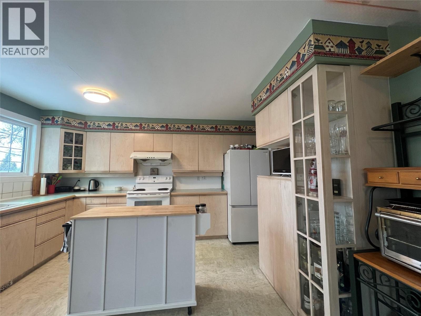 1713 90 Avenue, Dawson Creek, British Columbia  V1G 1A5 - Photo 10 - 10378024