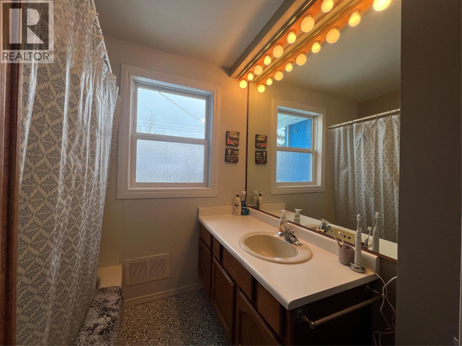 1713 90 Avenue, Dawson Creek, British Columbia  V1G 1A5 - Photo 16 - 10378024