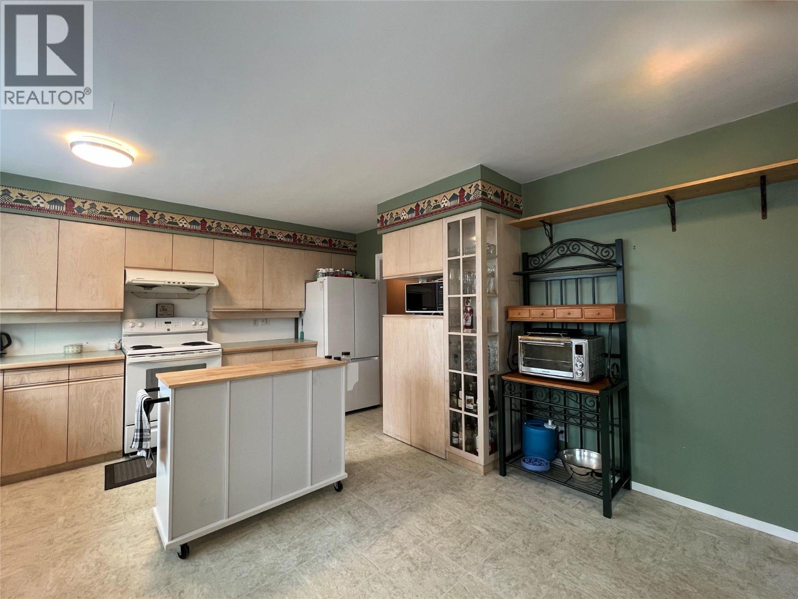 1713 90 Avenue, Dawson Creek, British Columbia  V1G 1A5 - Photo 6 - 10378024