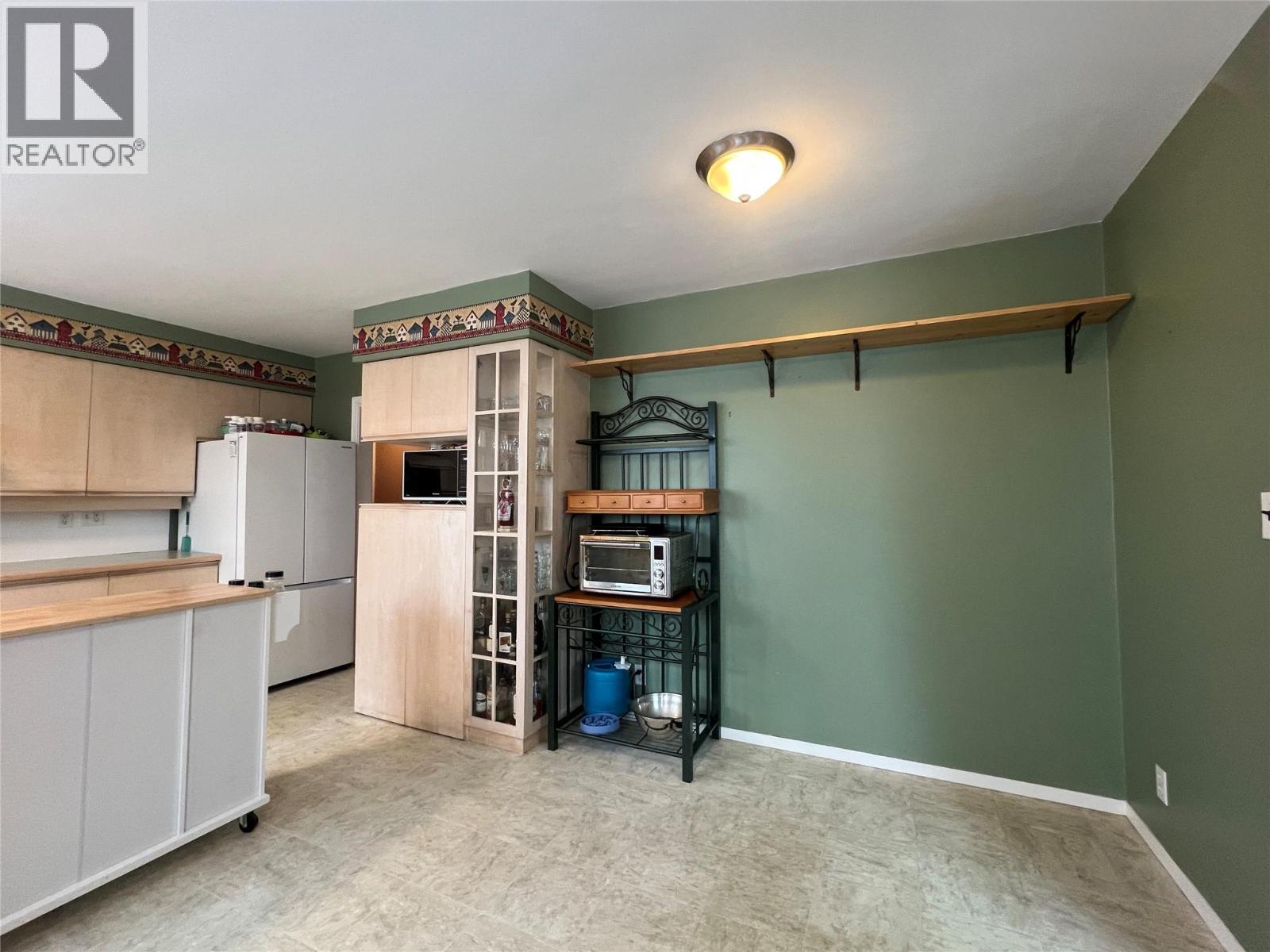 1713 90 Avenue, Dawson Creek, British Columbia  V1G 1A5 - Photo 9 - 10378024