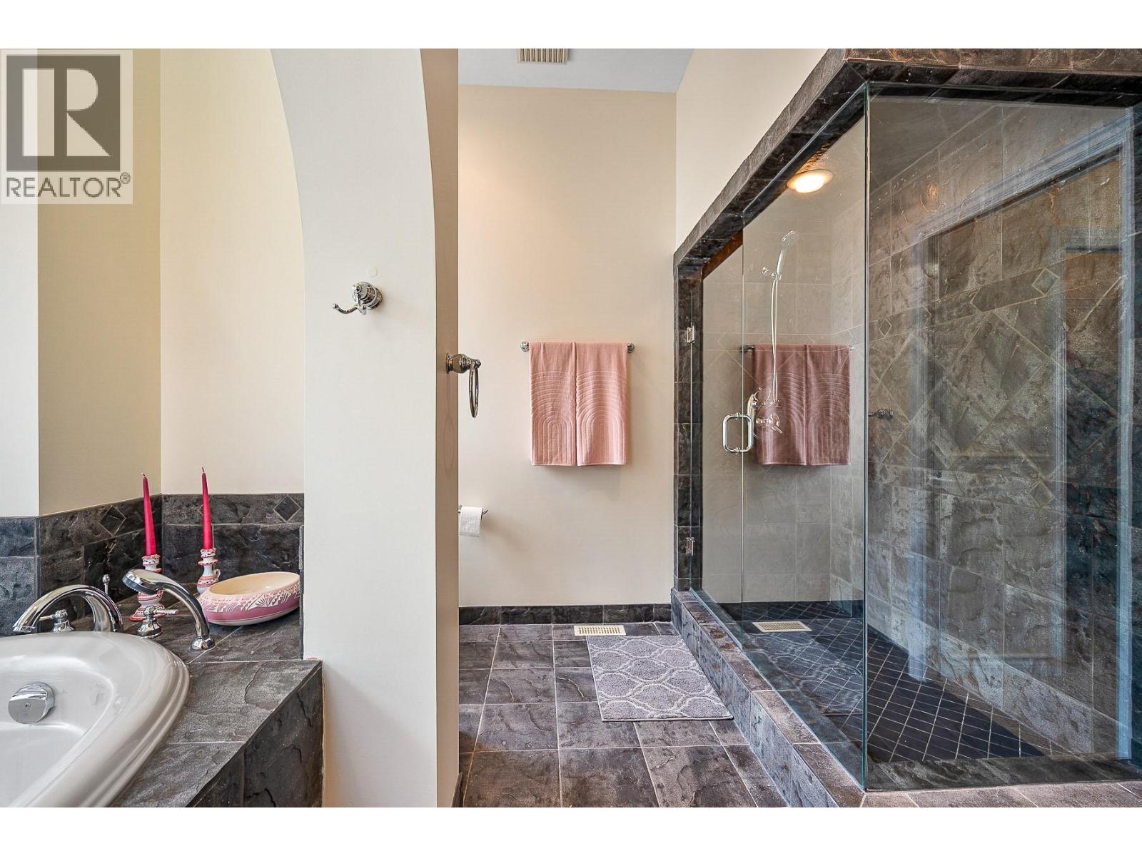 7178 Brent Road N, Peachland, British Columbia  V0H 1X0 - Photo 29 - 10377708