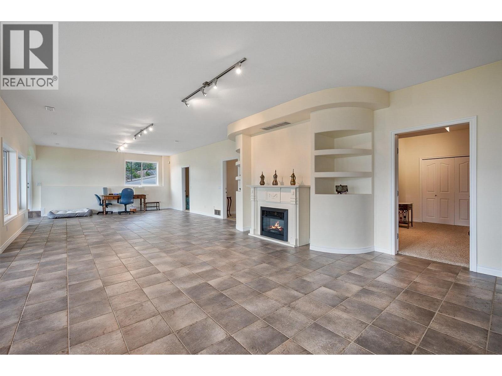 7178 Brent Road N, Peachland, British Columbia  V0H 1X0 - Photo 35 - 10377708