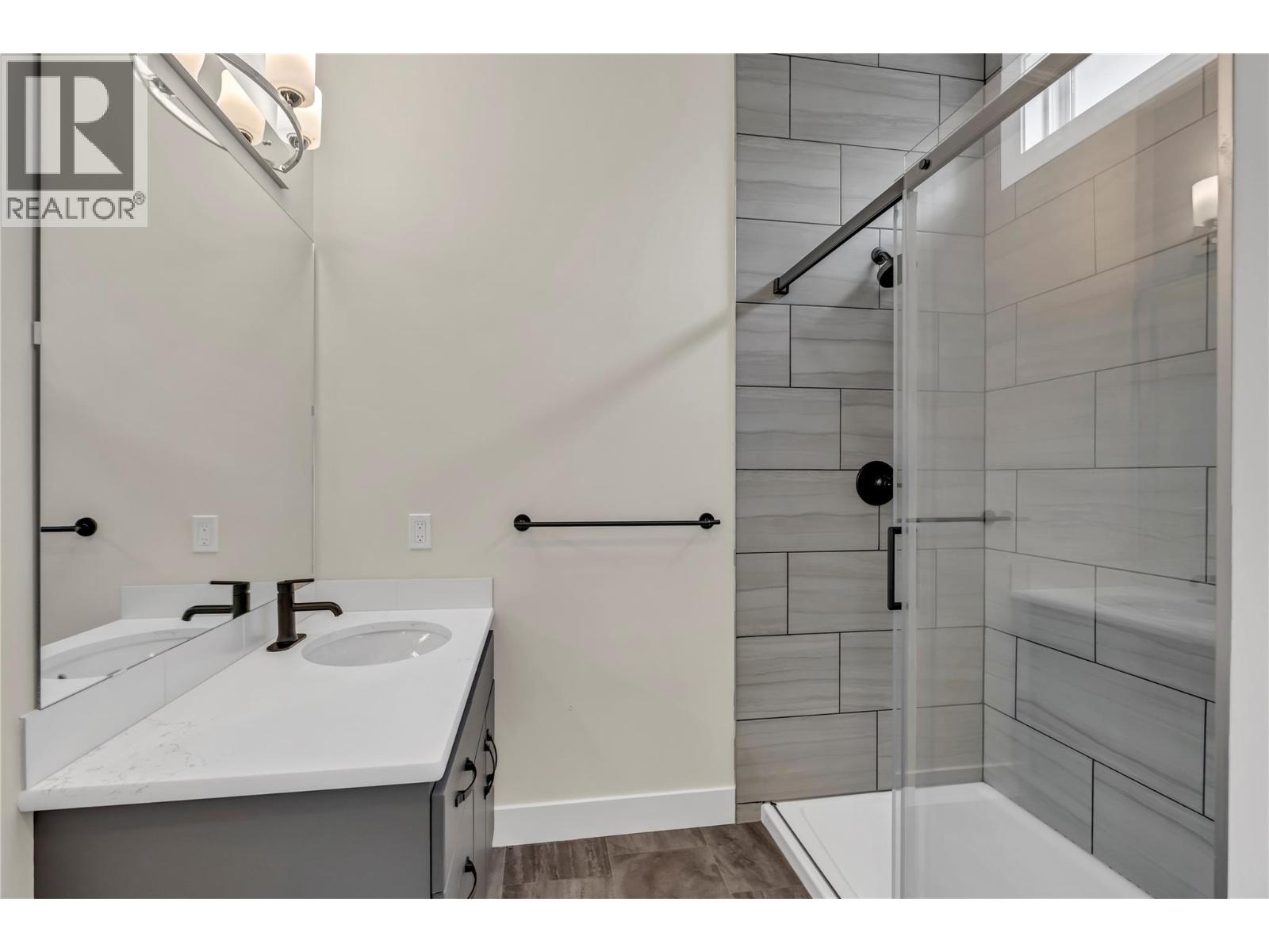 1118 Middle Bench Road Unit# 10, Keremeos, British Columbia  V0X 1N2 - Photo 10 - 10378022