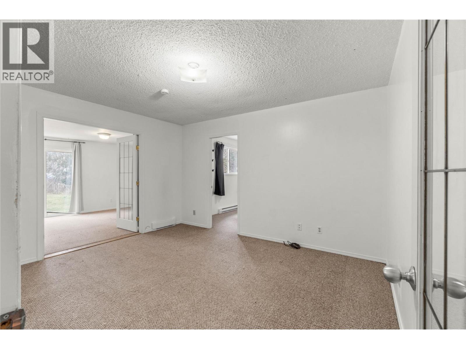 2805 Caen Road, Sorrento, British Columbia  V0E 2W0 - Photo 14 - 10374198