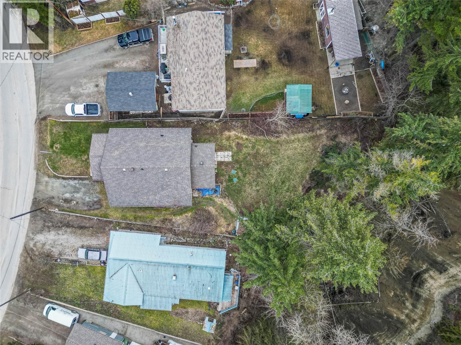 2805 Caen Road, Sorrento, British Columbia  V0E 2W0 - Photo 24 - 10374198