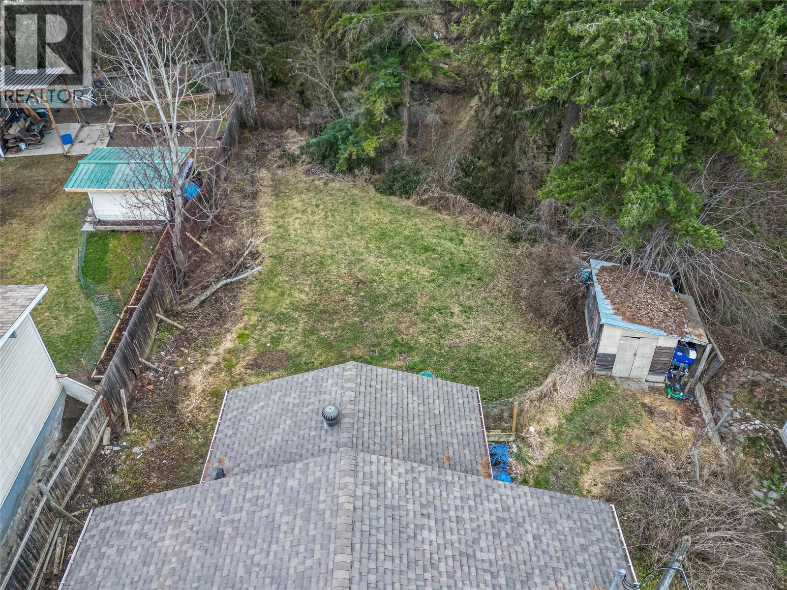 2805 Caen Road, Sorrento, British Columbia  V0E 2W0 - Photo 31 - 10374198