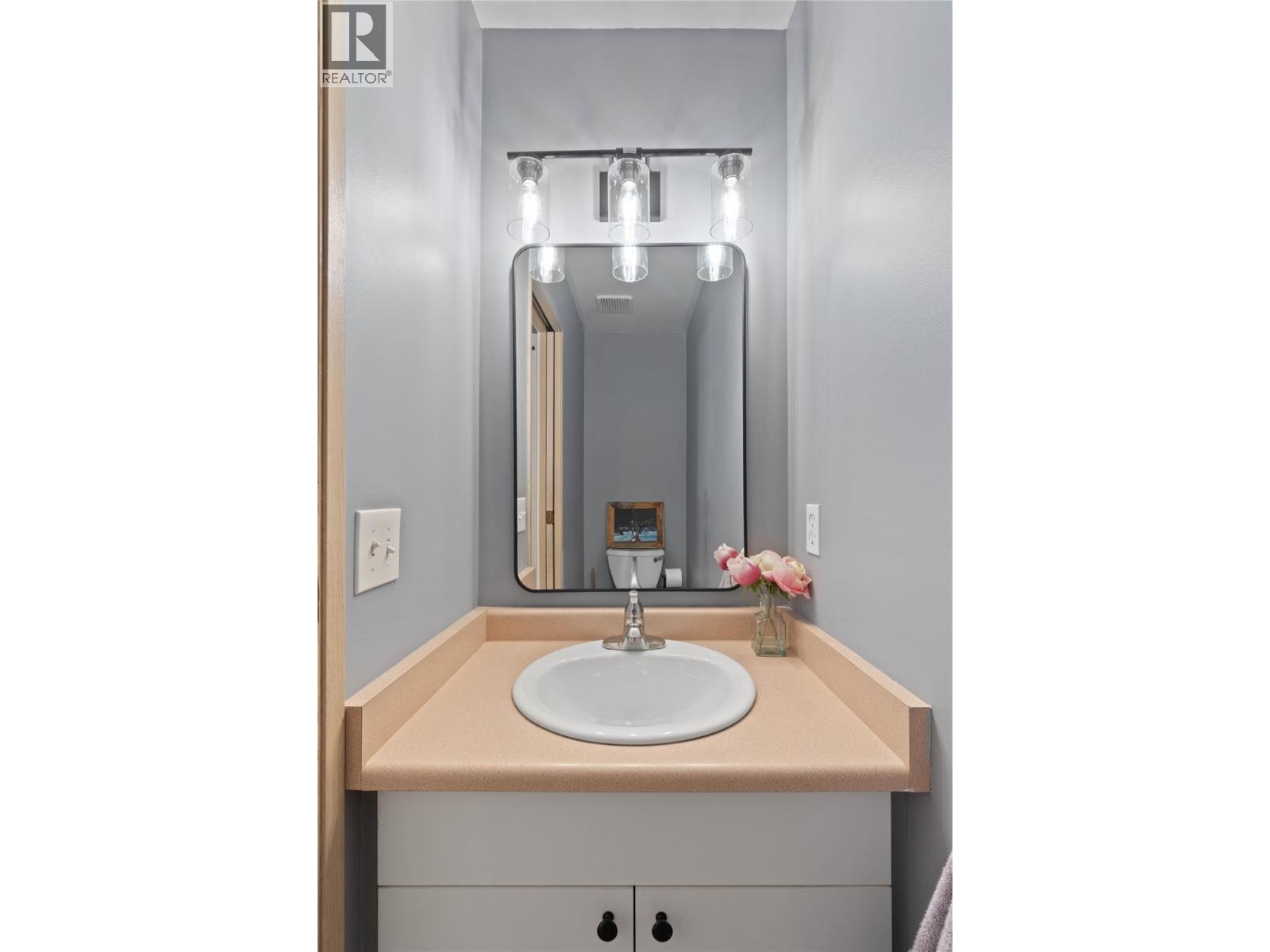 2020 Robson Place Unit# 40, Kamloops, British Columbia  V2E 2N2 - Photo 13 - 10378021