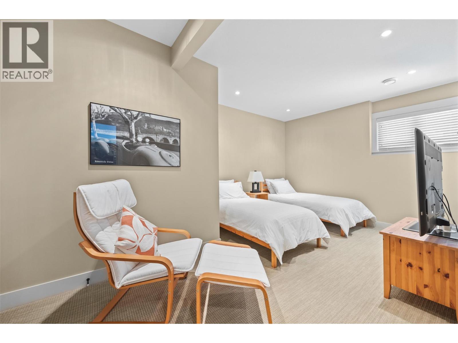 6482 Renfrew Court, Peachland, British Columbia  V0H 1X7 - Photo 35 - 10377977