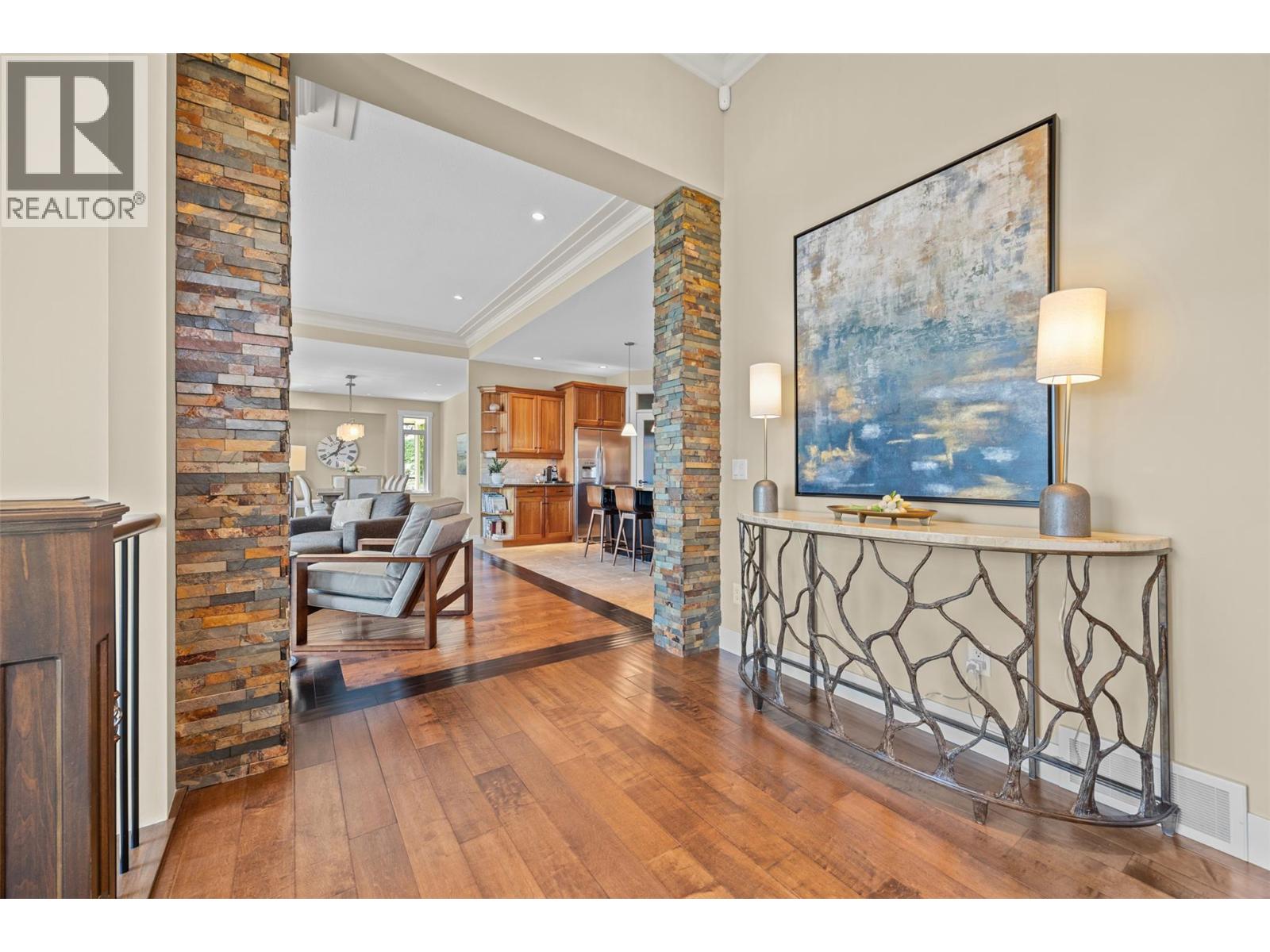 6482 Renfrew Court, Peachland, British Columbia  V0H 1X7 - Photo 7 - 10377977