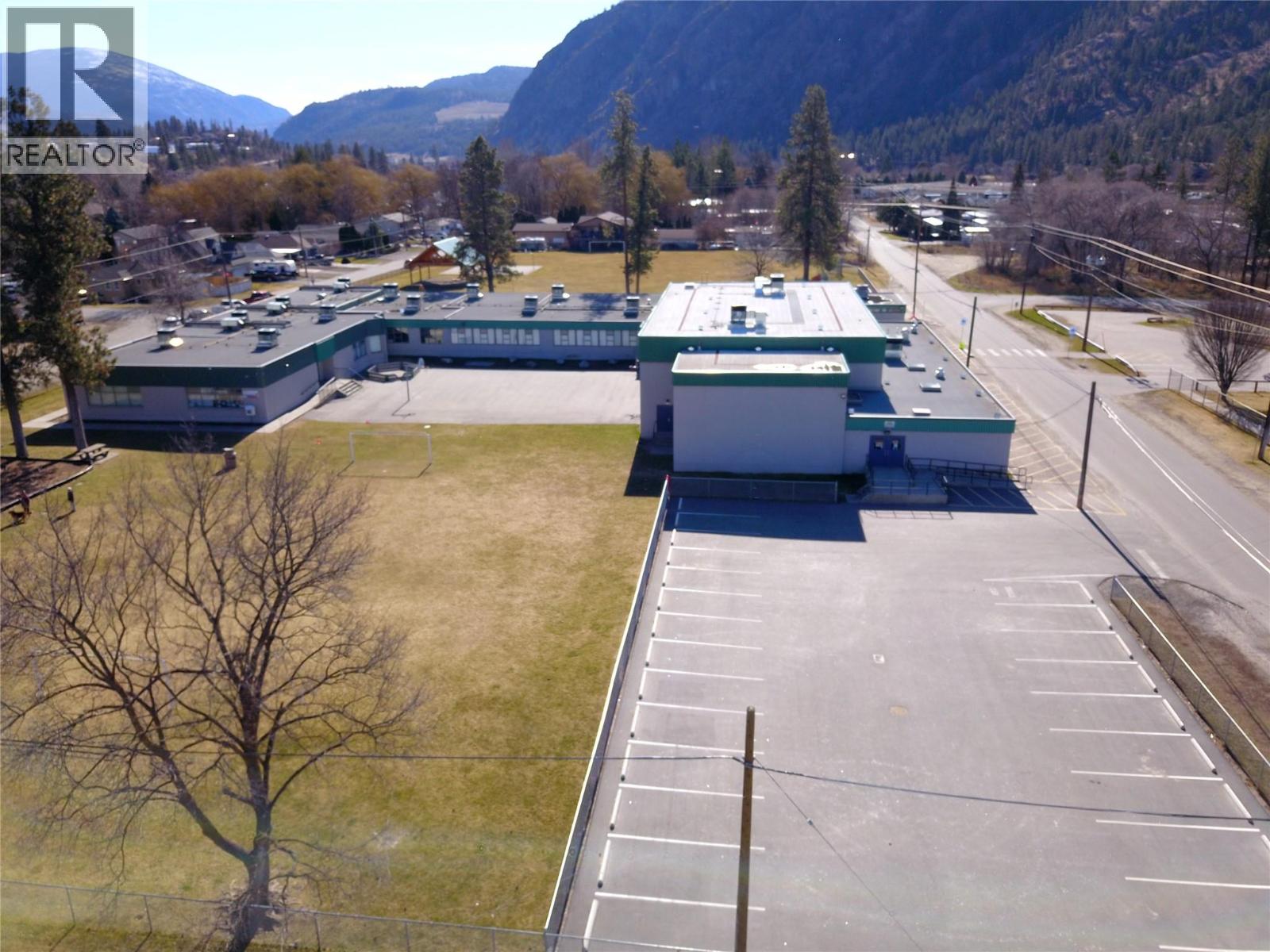 1225 Ash Street, Okanagan Falls, British Columbia  V0H 1R0 - Photo 21 - 10377805