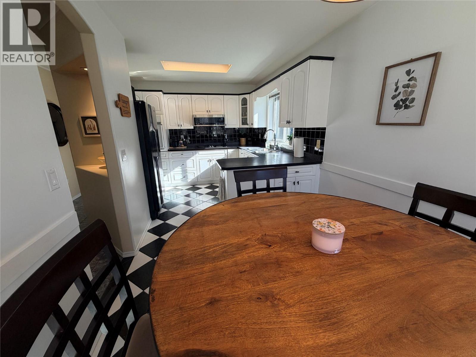 1225 Ash Street, Okanagan Falls, British Columbia  V0H 1R0 - Photo 6 - 10377805