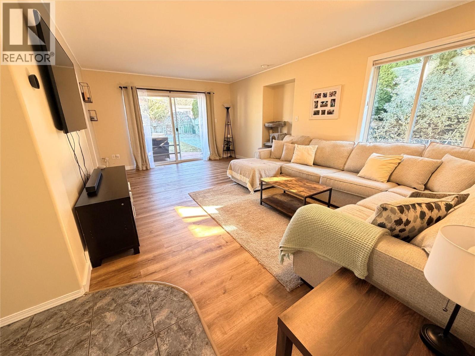 1225 Ash Street, Okanagan Falls, British Columbia  V0H 1R0 - Photo 8 - 10377805