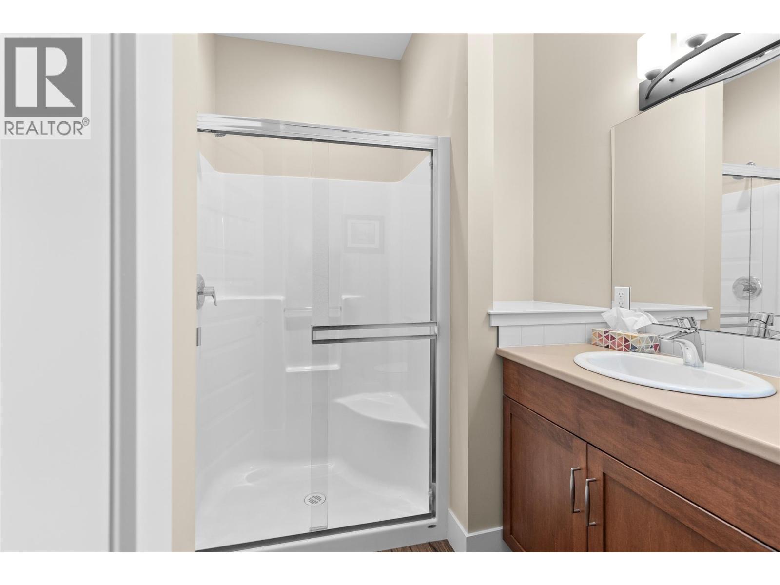 2372 Oglow Drive, Armstrong, British Columbia  V4Y 0V9 - Photo 11 - 10377227