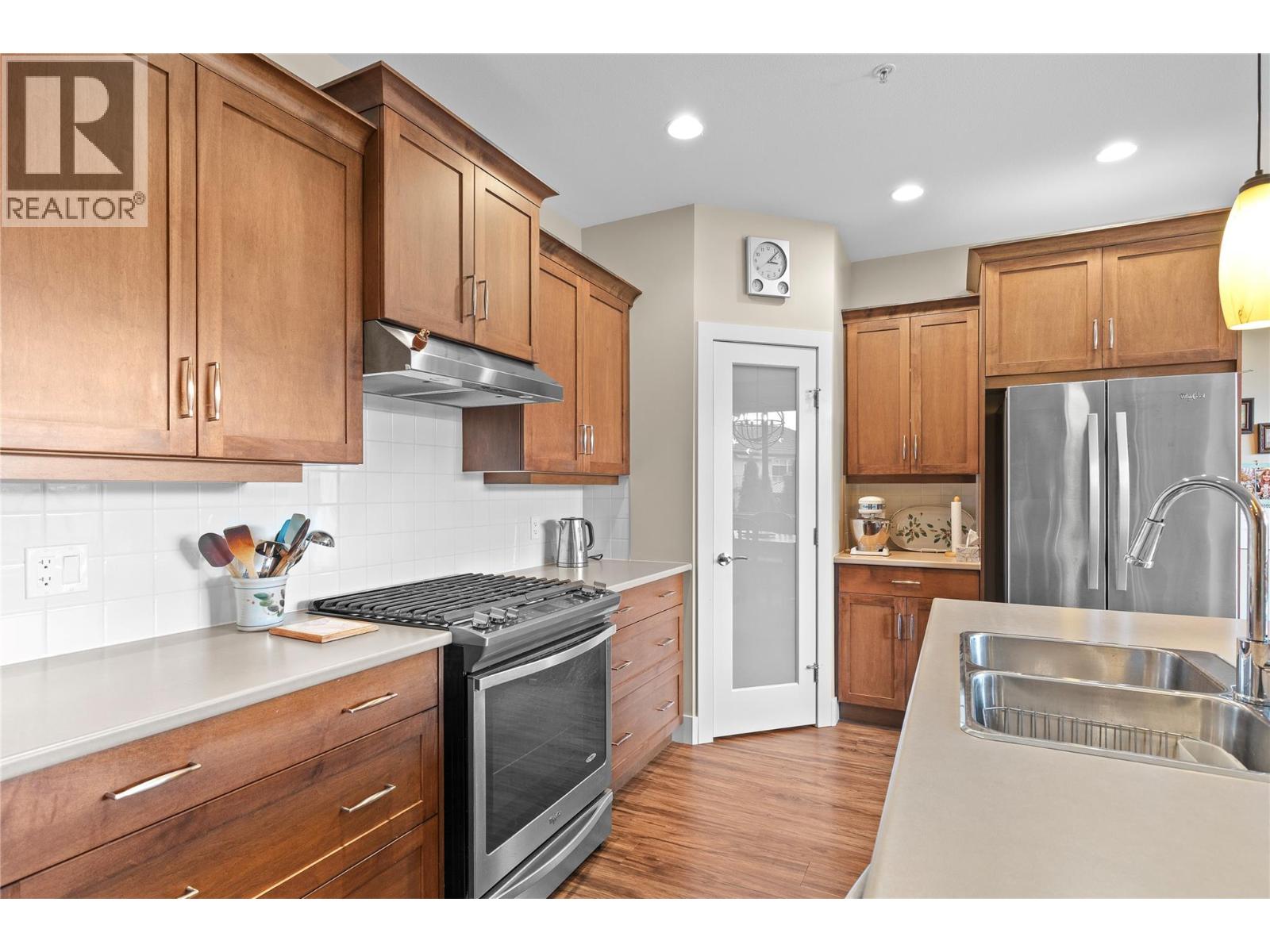 2372 Oglow Drive, Armstrong, British Columbia  V4Y 0V9 - Photo 14 - 10377227