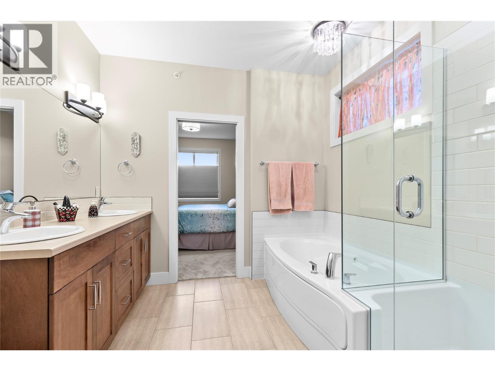 2372 Oglow Drive, Armstrong, British Columbia  V4Y 0V9 - Photo 46 - 10377227