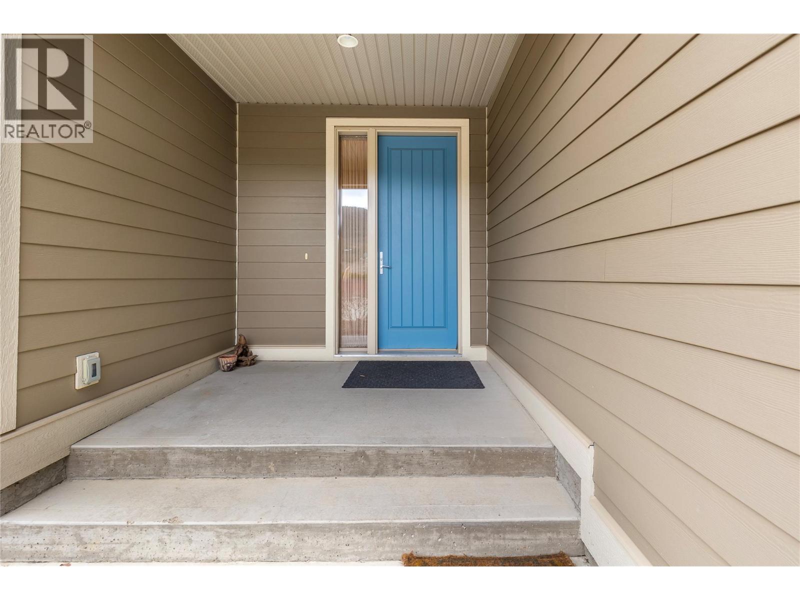 2372 Oglow Drive, Armstrong, British Columbia  V4Y 0V9 - Photo 5 - 10377227