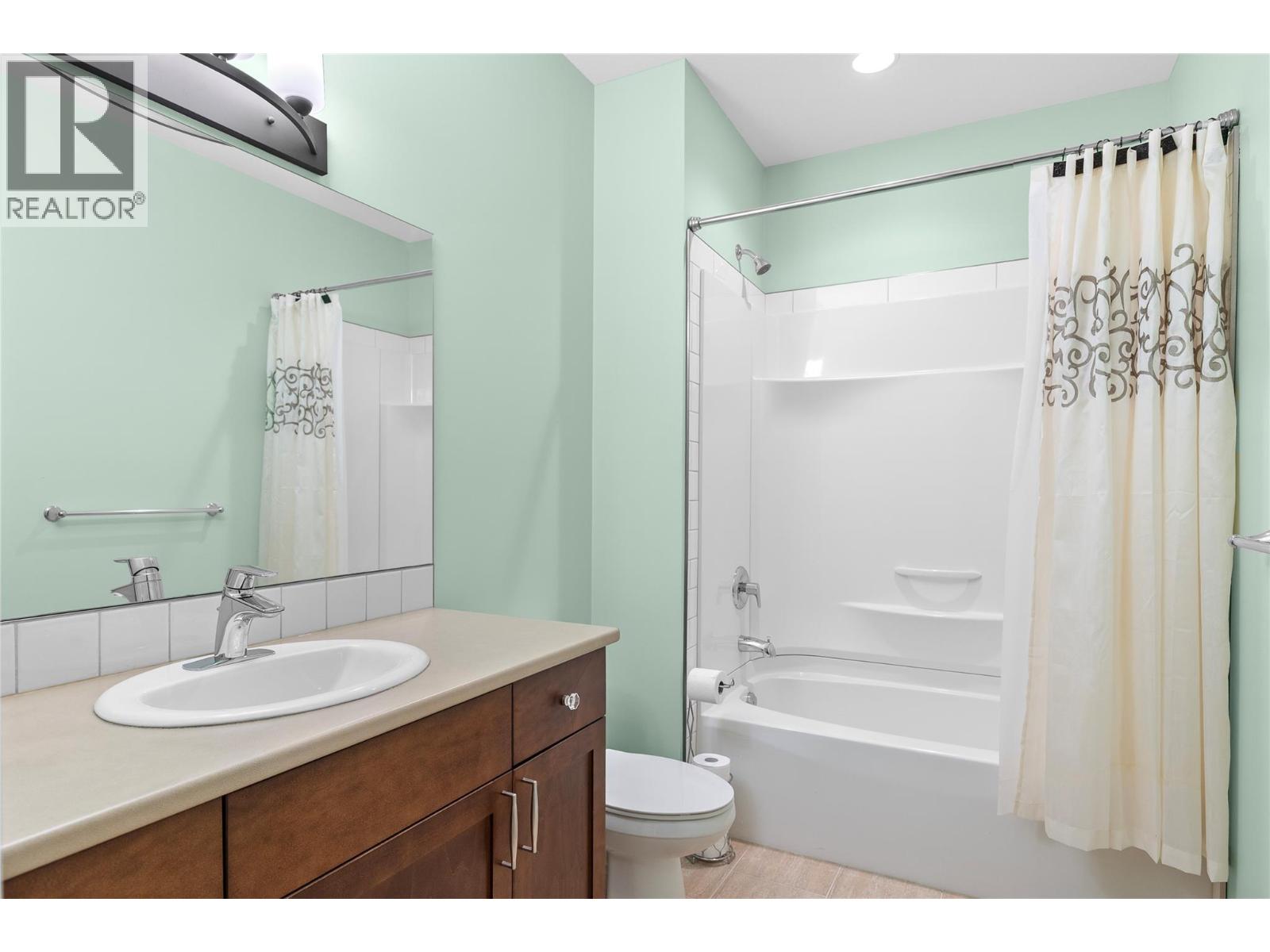 2372 Oglow Drive, Armstrong, British Columbia  V4Y 0V9 - Photo 60 - 10377227