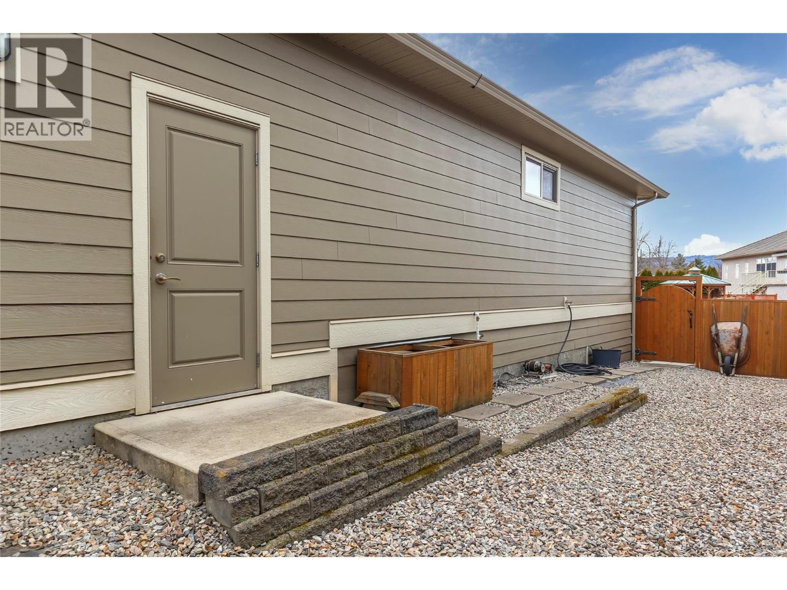 2372 Oglow Drive, Armstrong, British Columbia  V4Y 0V9 - Photo 69 - 10377227