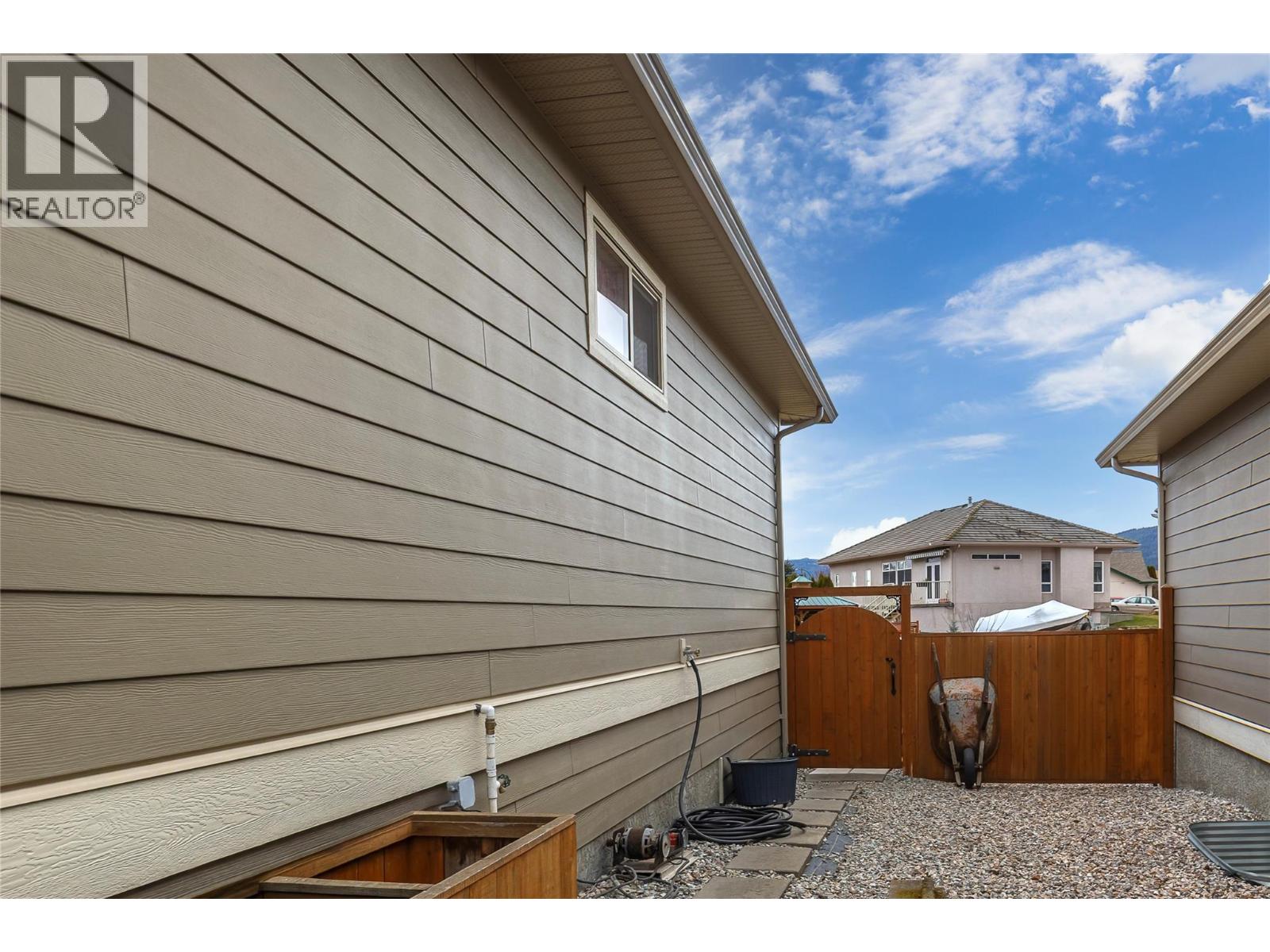 2372 Oglow Drive, Armstrong, British Columbia  V4Y 0V9 - Photo 70 - 10377227