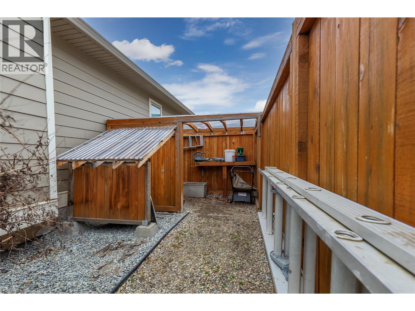 2372 Oglow Drive, Armstrong, British Columbia  V4Y 0V9 - Photo 73 - 10377227