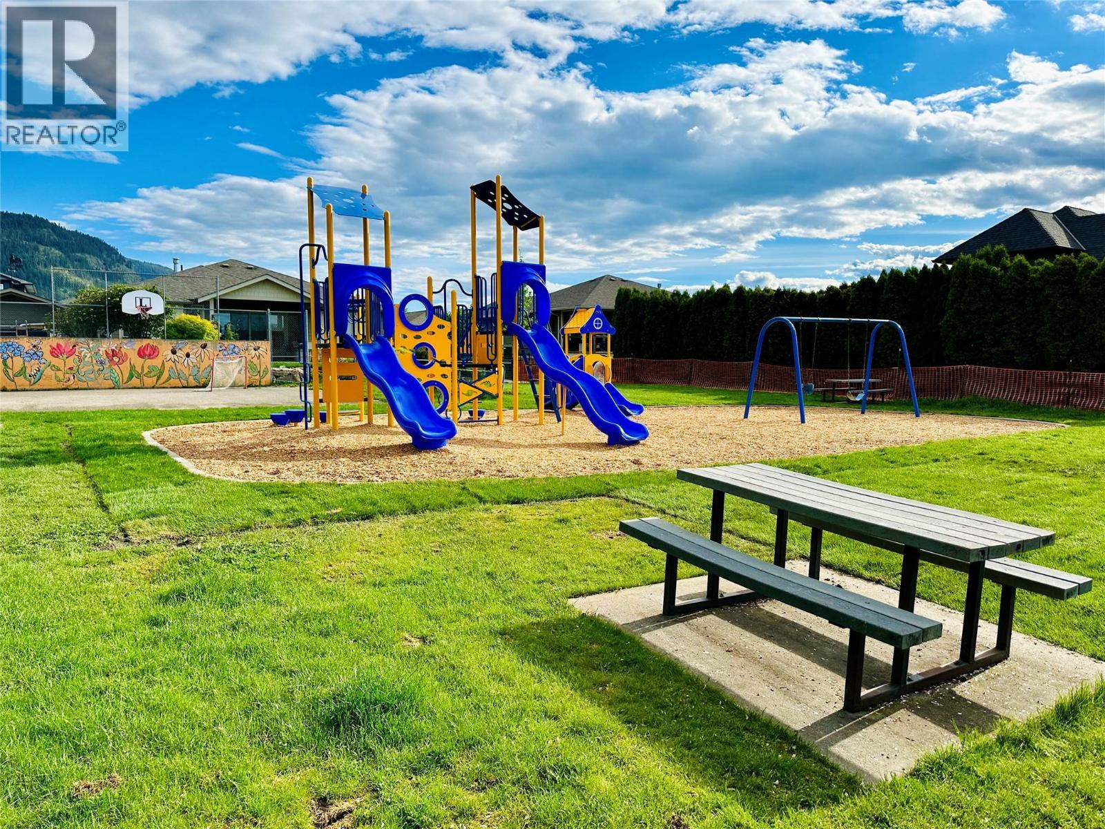 2372 Oglow Drive, Armstrong, British Columbia  V4Y 0V9 - Photo 79 - 10377227