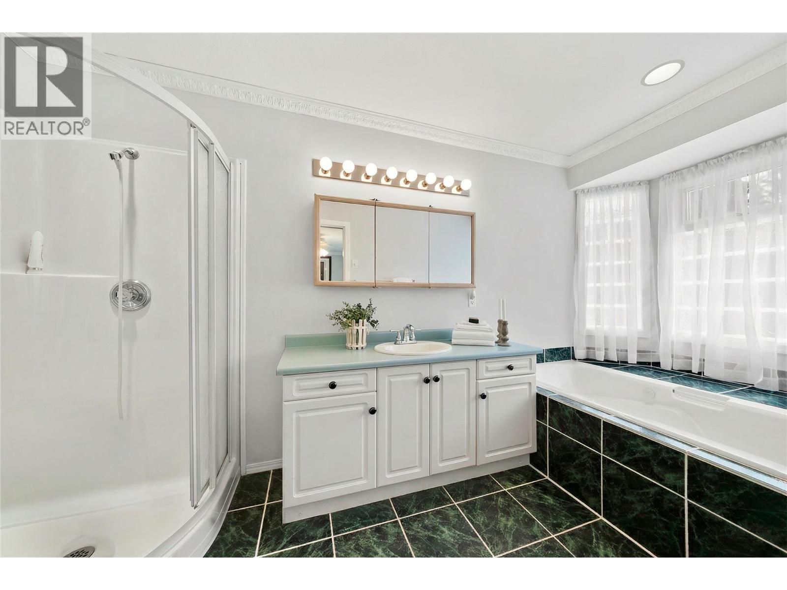 2604 Fairview Place, Blind Bay, British Columbia  V0E 1H2 - Photo 23 - 10377187